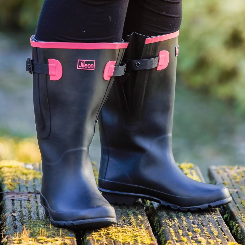 Extra Wide Calf Purple Wellies - Wide in Foot & Ankle - up to 57cm Cal ...