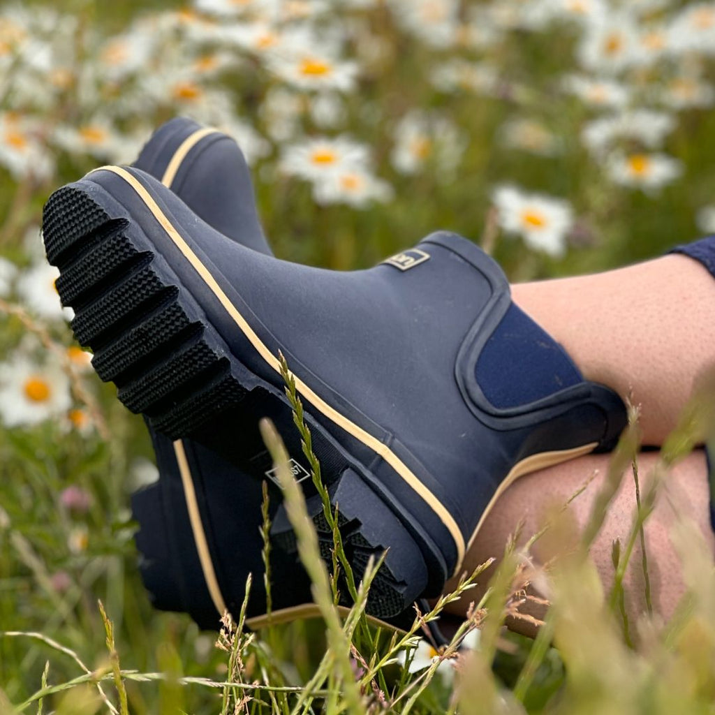 Ankle Wellies in Navy Blue - Wide in Foot – Jileon Wellies